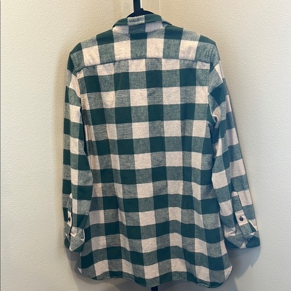 Signature Green and Cream Plaid Shirt - Picture 3 of 3